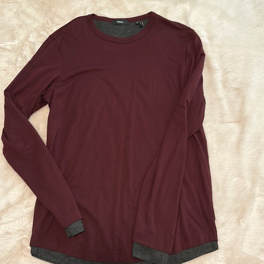 Theory thermal long sleeve never worn! Size m